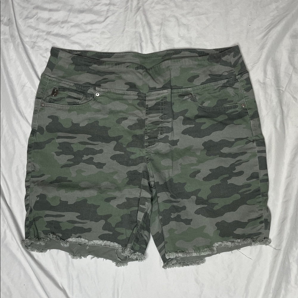 Belle by Kim Gravel Camo Denim Shorts - Olive Green